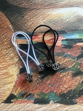 Lululemon zipper pull or Hair Ties - Black & White Set